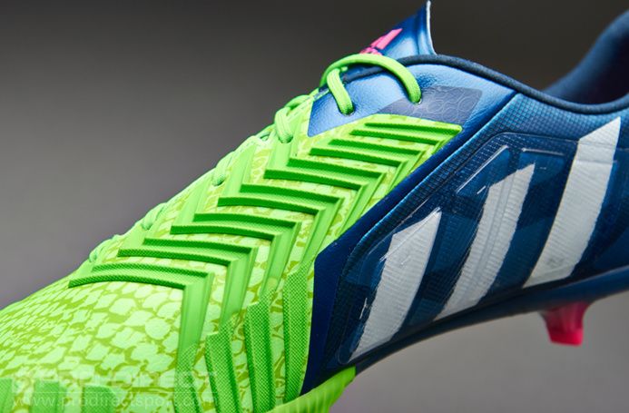 El instinto original de Adidas Predator TF AG 14 Botas de fútbol grapas de los