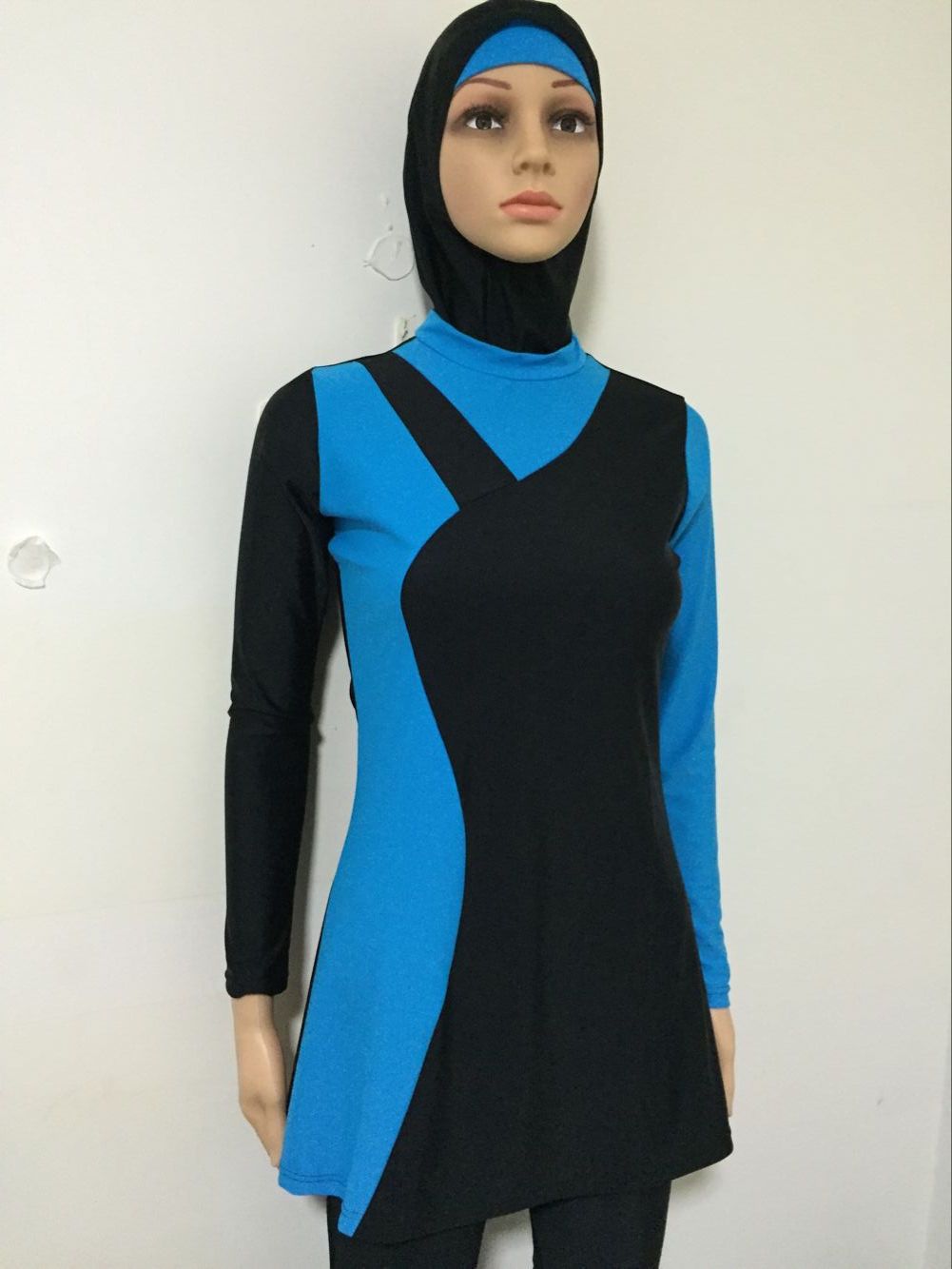 conservative women's bathing suits