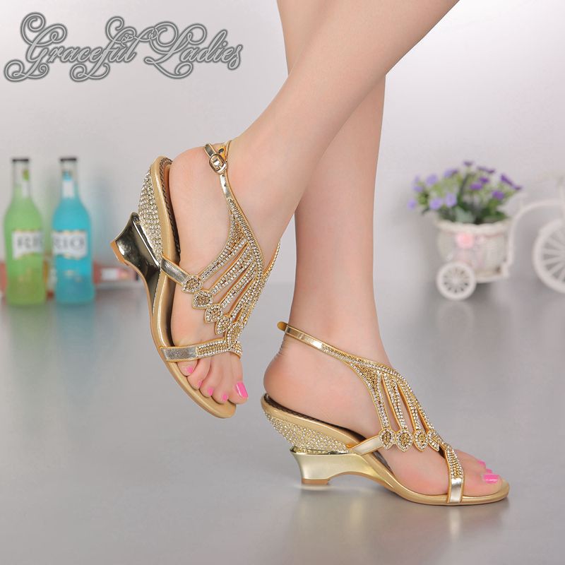 ladies pretty sandals