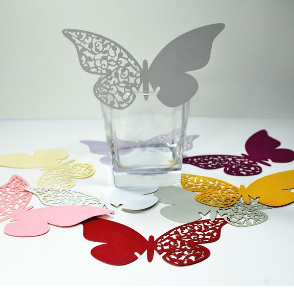 Tarjeta De La Tabla De Cristal 50pcs De La Mariposa Vino Corte L/áser Blanco Marfil Mariposa Nombre Tarjetas Del Lugar De La Tabla De Las Copas De Vino De La Boda Copa De Vino Lugar Nombre Tarjetas