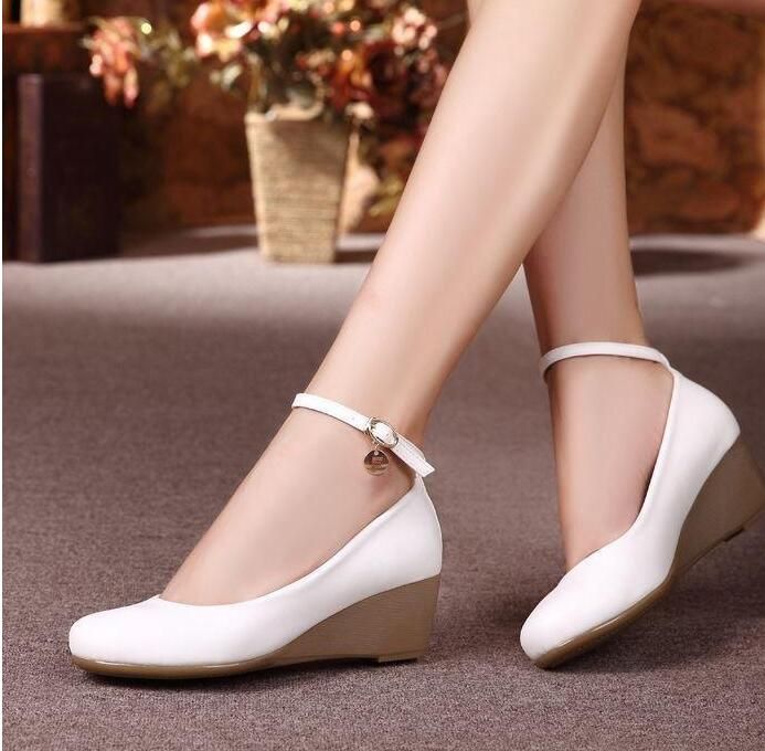 comfortable white heels