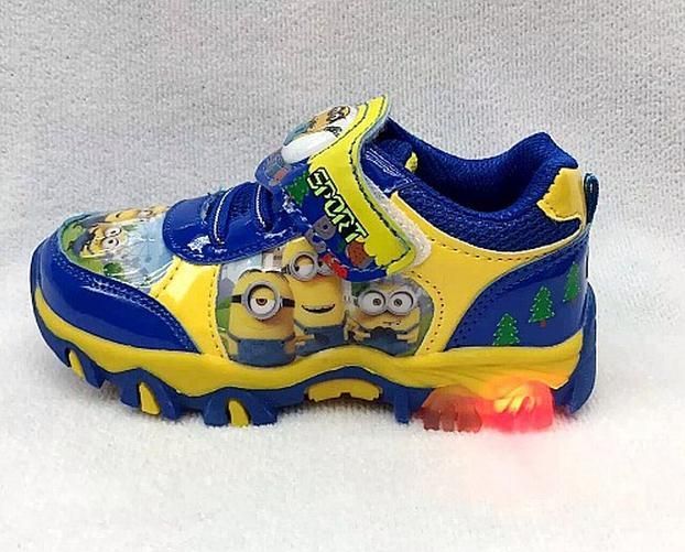 chaussure minion