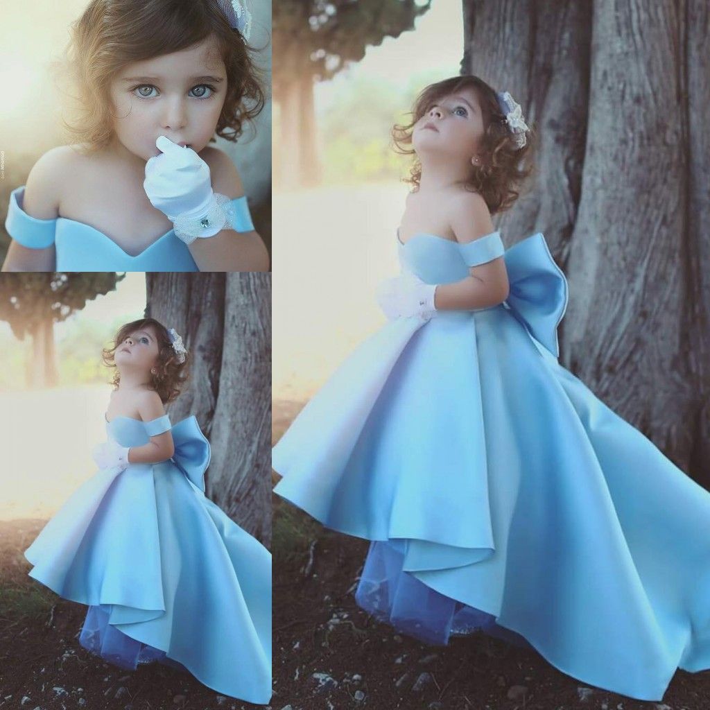 blue princess dress girl