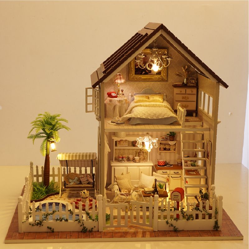 dollhouse cottage