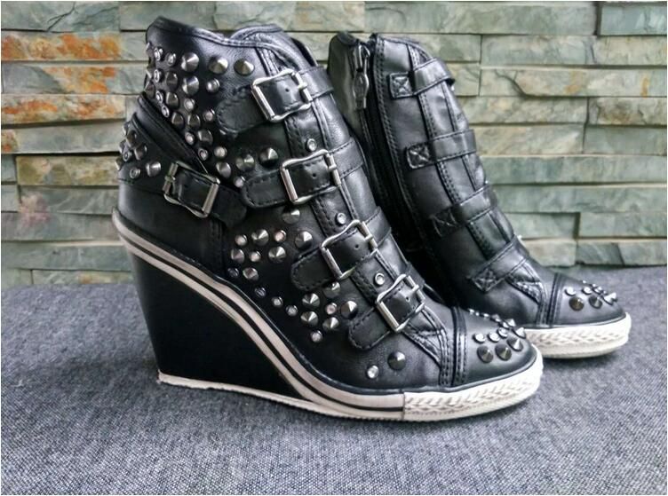 ash wedge trainer boots