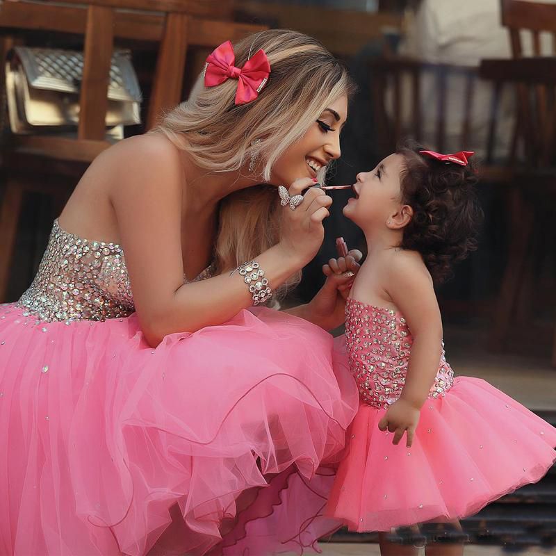 Compra Granos Brillantes De Belleza Madre E Hija Vestidos Cortos De Fiesta  De Baile 2017 Sweetheart Tulle Bling Lovely Flower Girls Tutu Vestidos De  Bola Barato | Entrega Rápida Y Calidad | Es.Dhgate