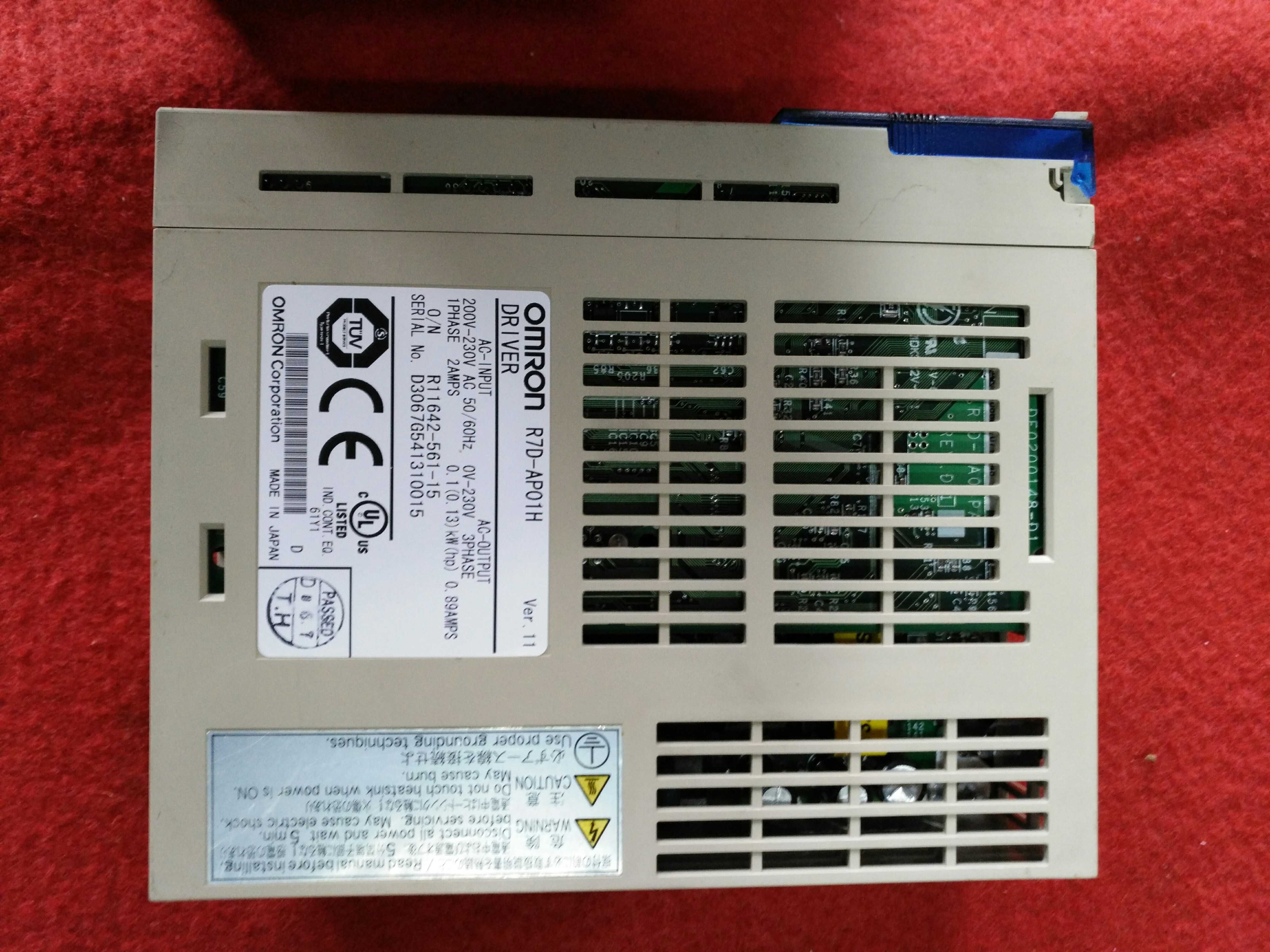 USED Omron servo drive R7D-AP01H USED Omron servo drive R7D-AP01H