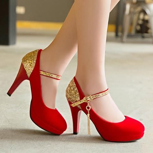 medium high heel shoes