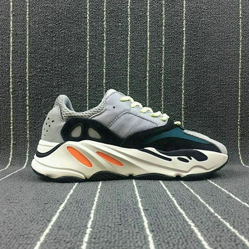 kanye west shoes 2018