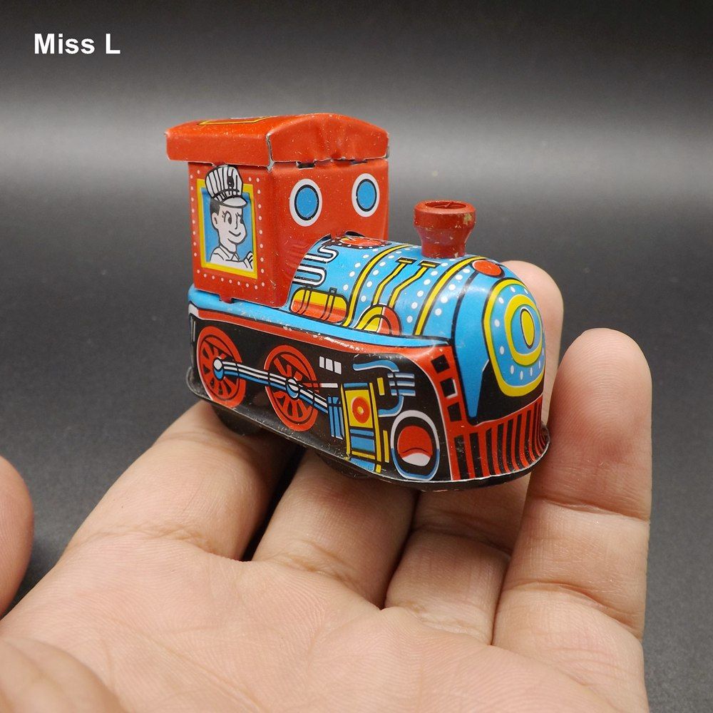 Maskdoo Retro Clockwork Steam Train Toy Children Vintage Tin Toy Wind-Up Toy Gift