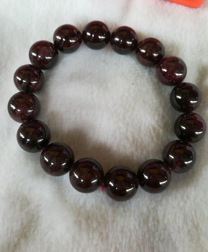 garnet in chinese