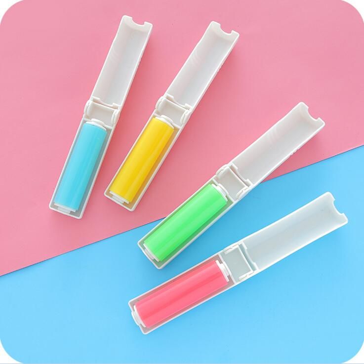 mini lint brush