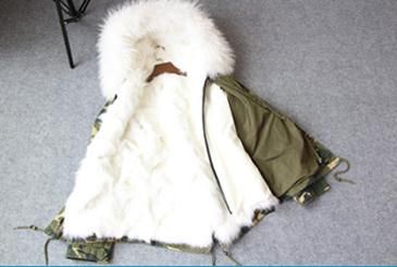 Großhandel Echtes Bild Käufer Zeigen Weißen Fox Pelz Liner Camouflage Militärjacke Damen Mini Parkas Kapuze Mit Großen Waschbär Pelzkragen Von Großhandel Echtes Bild Käufer Zeigen Weißen Fox Pelz Liner Camouflage Militärjacke Damen Mini Parkas Kapuze Mit Großen Waschbär Pelzkragen Von