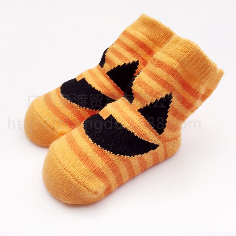 baby pumpkin socks