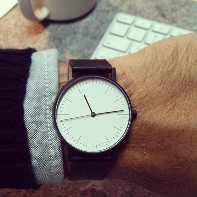 2016 New Hot Brands Simple Stock Watch For Mens Women Fashion Casual Quartz Watch Pu Leather Watches 40mm Relojes Montre S001 Watch Shop Online Watches Shop From Huangxueruia 9 54 Dhgate Com