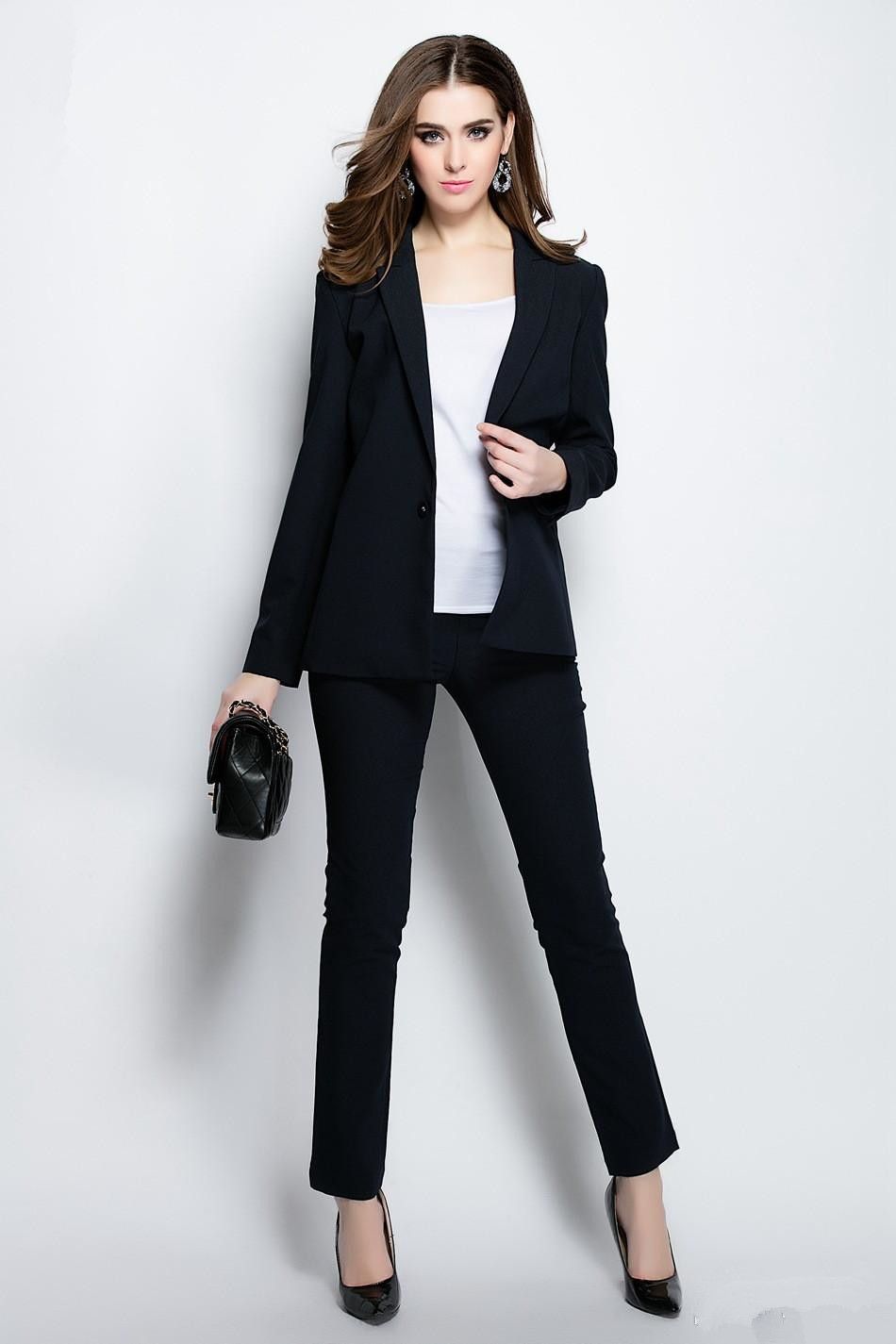 Look con trajes sastres de moda para mujeres 2019 - 2020