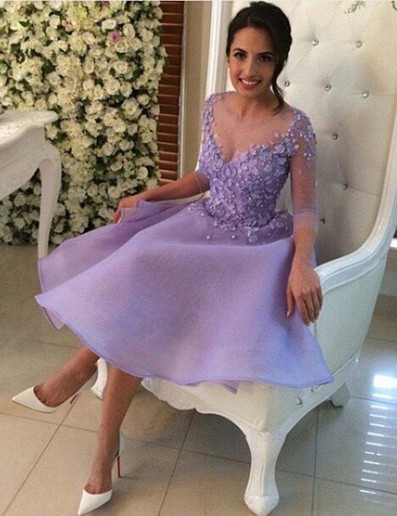 vestido de renda lilás