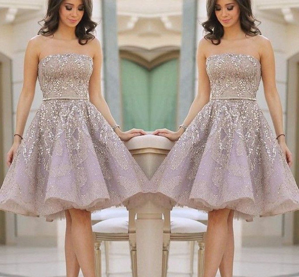 Compra Sin Tirantes 2016 Vestidos De Homecoming Elegante Con Lentejuelas De  Apliques Vestidos De Graduación De La Rodilla Con La Longitud De La Rodilla  Con El Vestido Formal De La Fiesta Formal