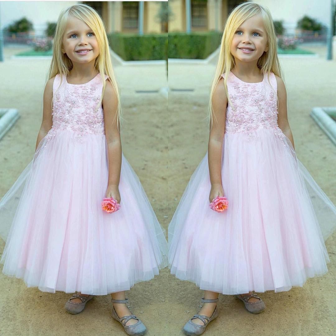 girls light pink dress