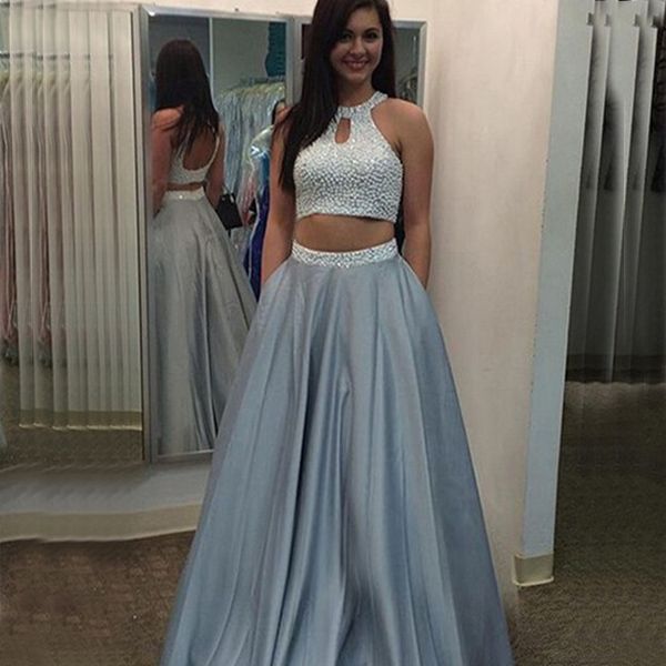 Nuevos vestidos de fiesta de dos piezas de moda con cuentas Crop Top Halter escote sin Nuevos vestidos de fiesta de dos piezas de moda con cuentas Crop Top Halter escote sin