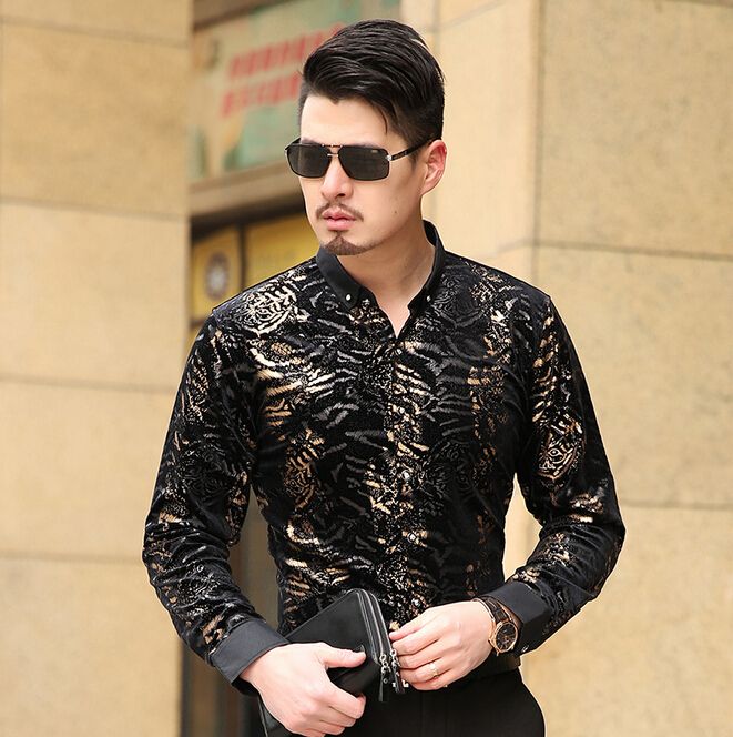 camisa social rosa com gravata preta