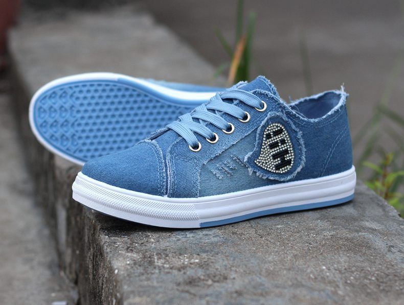 denim color shoes