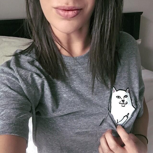 Women Mens Middle Finger Pocket Cat T-shirt Summer Short Sleeve Funny Tee Tops