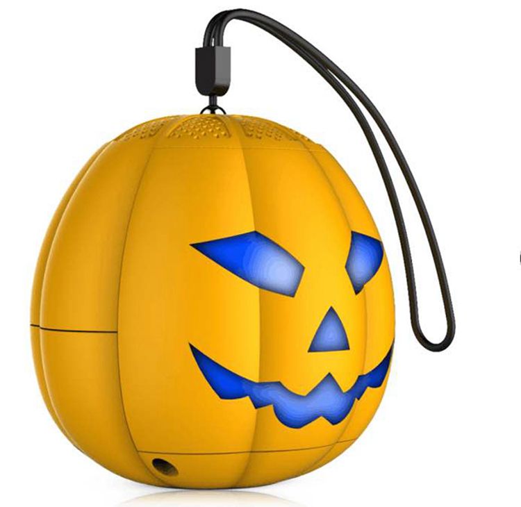 2020 Halloween Cartoon Pumpkin Bluetooth Speaker Mini Flashing Light