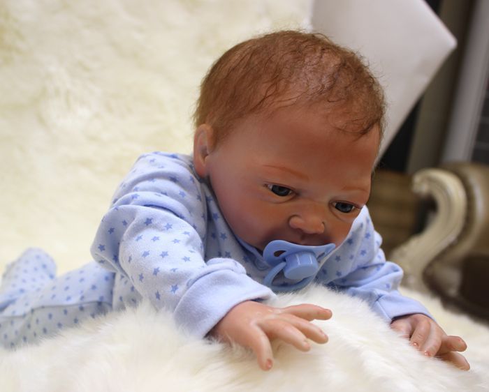 real lifelike newborn baby dolls