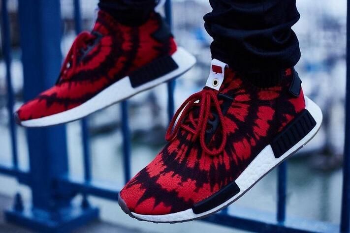 Regnbue patron Geografi 2016 Fashion Ultra Nmd Spider Man Red Black Men/Women Breathable  Lightweight Casual 350 Boost Running Sports Walking Shoes 36 44 From  Wholesaleseller888, $49.75 | DHgate.Com