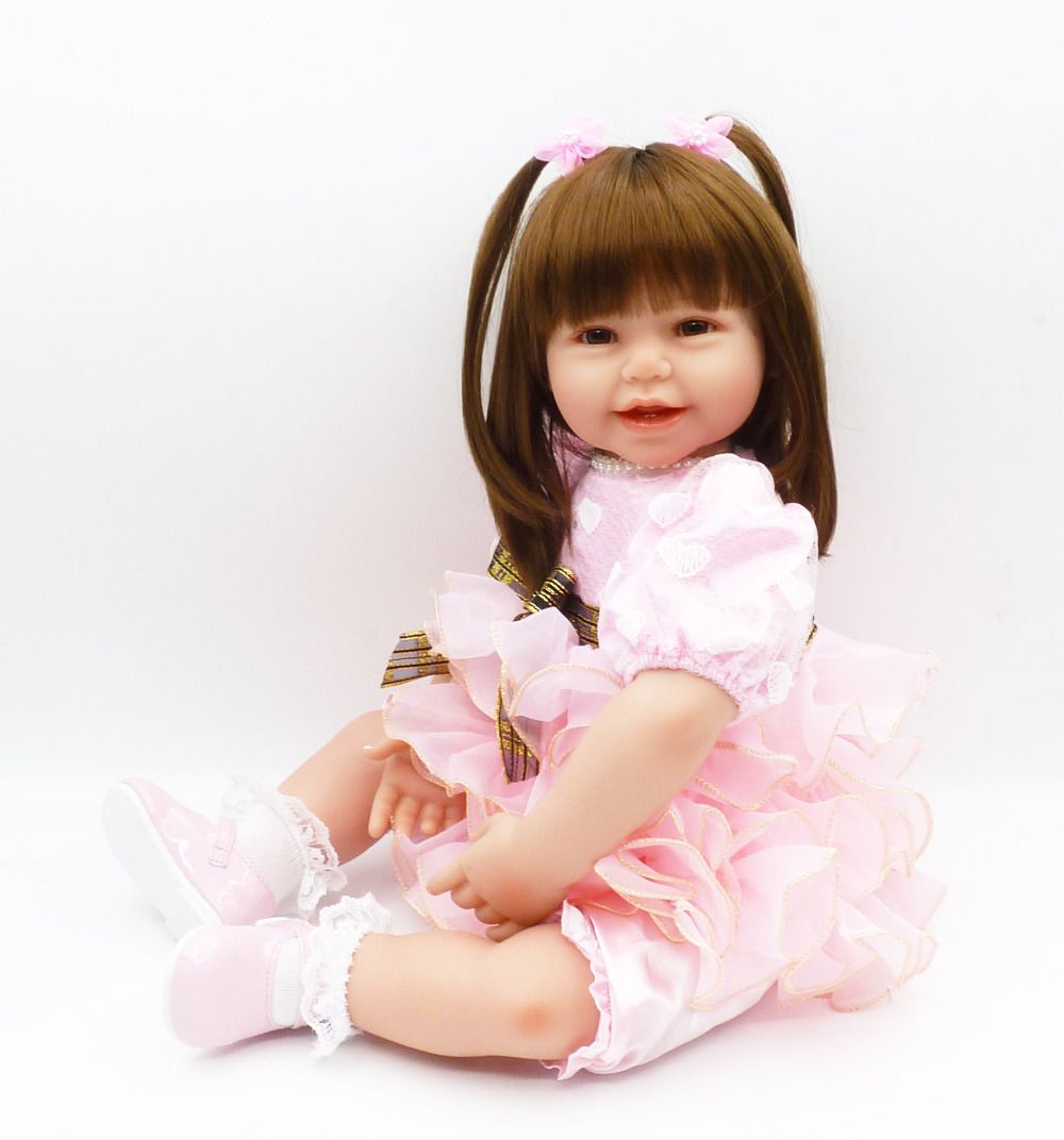 bebe reborn grande taille