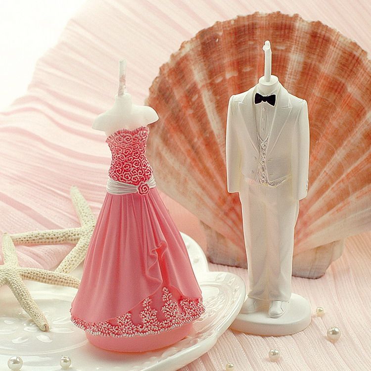 3D Novia y el novio de la vela vestido de novia rosa y blanco vestido de