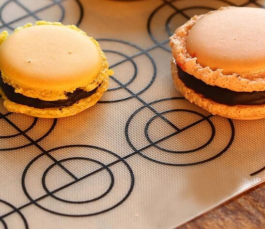 2019 New Arrive 65 Circles Round Diy Silicone Macarons Mat Or Non