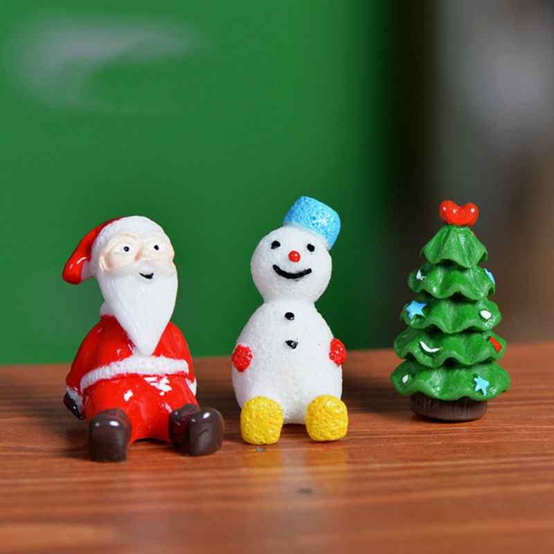 2020 Cute Snowman Santa Christmas Tree Creative Resin Crafts Diy Christmas Decor Material Moss Terrarium Micro Landscape Ornaments Fairy Garden From Ivysunday 0 43 Dhgate Com