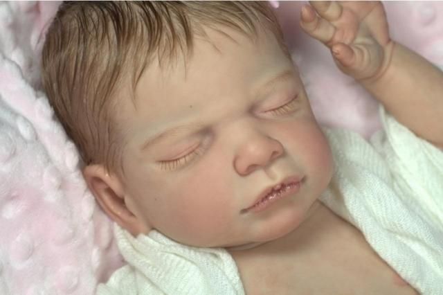 bebes reborn de silicona solida