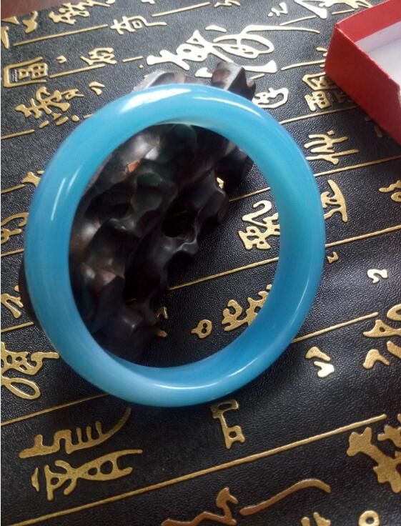 blue jade bangle