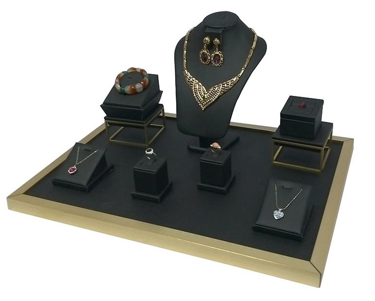 2021 Luxury Jewelry Display Counter Showcase Black Pu Leather Necklace