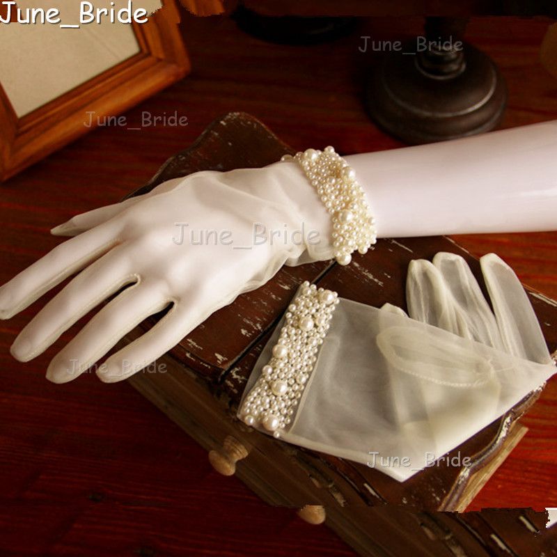 short silk gloves