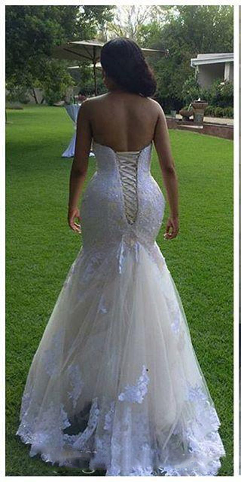 Acquistare Abiti Da Sposa Stile Sirena Vintage In Pizzo Stile Sirena 2018 Abiti  Da Sposa Sexy Grassa Senza Schienale Con Stringhe Abito Da Sposa Economici  Con Strass In Tulle Economico | Consegna