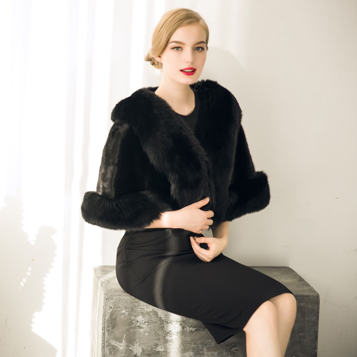 Großhandel Schwarzes Fell Bolero Jacke Hochzeit Kunstpelz Wrap Schal Wintermantel Frauen Prom Abend Schals Cape Mariage Jacke Braut Wraps Und Boleros Großhandel Schwarzes Fell Bolero Jacke Hochzeit Kunstpelz Wrap Schal Wintermantel Frauen Prom Abend Schals Cape Mariage Jacke Braut Wraps Und Boleros