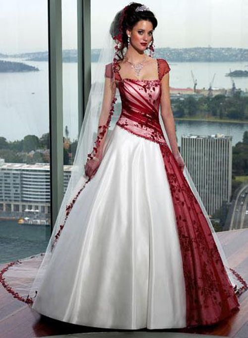 vestito da sposa bianco e rosso