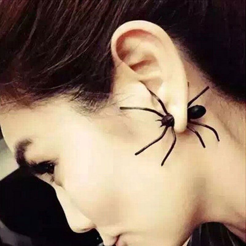 Acquista Orecchini A Forma Di Ragno Nero Divertenti Orecchini A Forma Di Orecchio Gioielli Di Moda Donna Orecchini Punk Di Halloween Con Forma Di Ragno Le Donne A 0 68 Dal Huanlekaihuai
