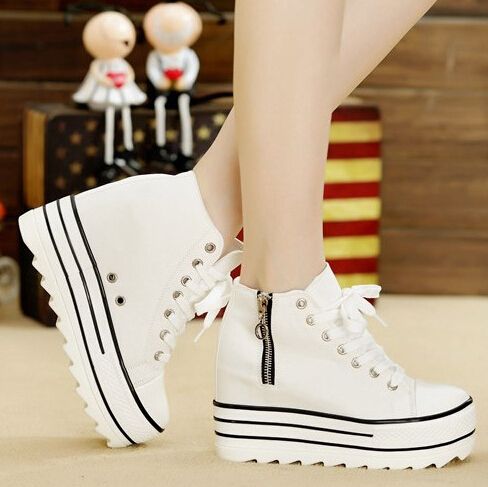 scarpe ginnastica con tacco alto
