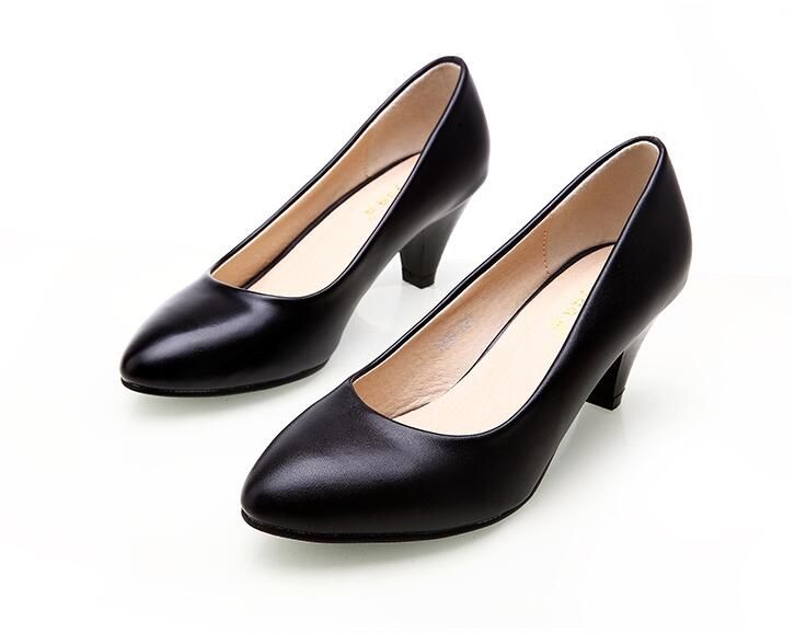 white slip on pumps ladies