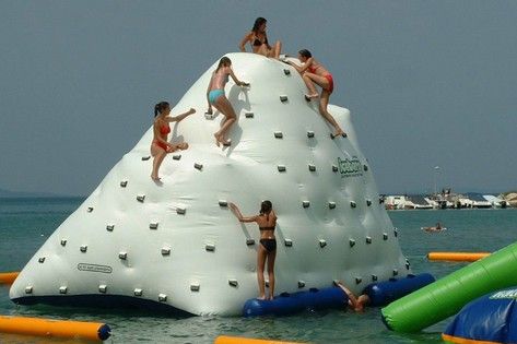 iceberg pool float
