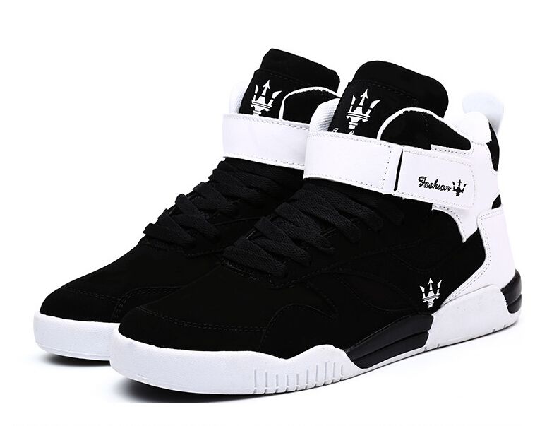 mens white walking shoes