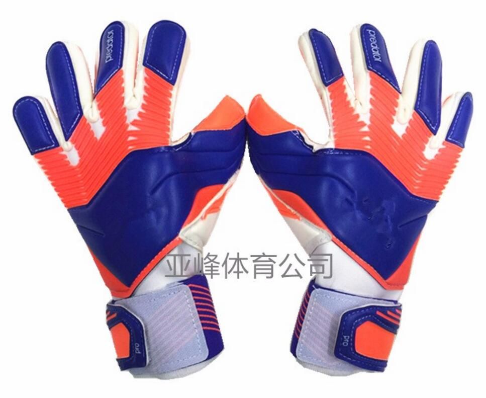 goalkeeper gloves padded