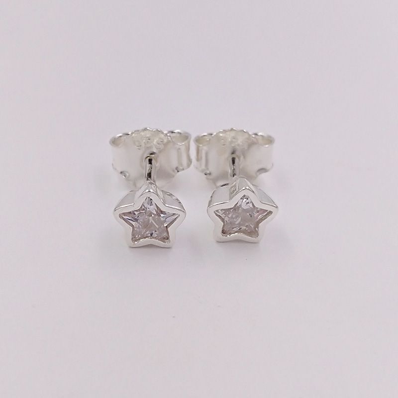 Boucles d'oreilles Silver Silver Stud avec Clear Cz