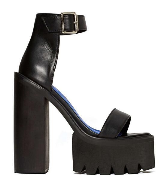 jeffrey campbell black platform