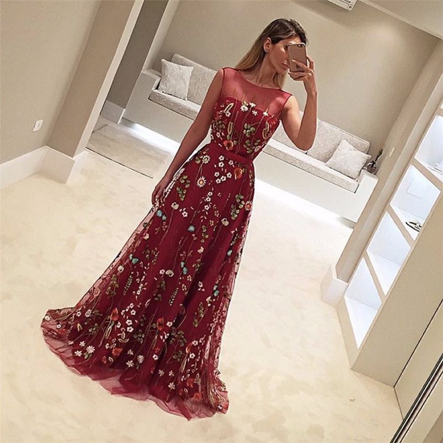 Compra Diseñador Borgoña Vestidos De Fiesta O Cuello Colorido Bordar Flores  Sin Mangas De Encaje Vestido De Fiesta Vestidos De Noche Formales Barato |  Entrega Rápida Y Calidad | Es.Dhgate